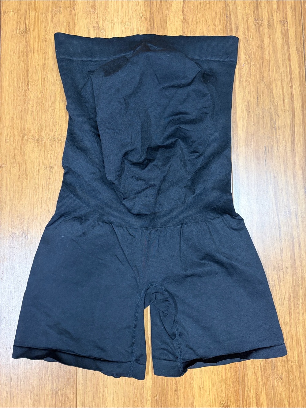 BLANQI Everyday Maternity Biker Shorts size Medium